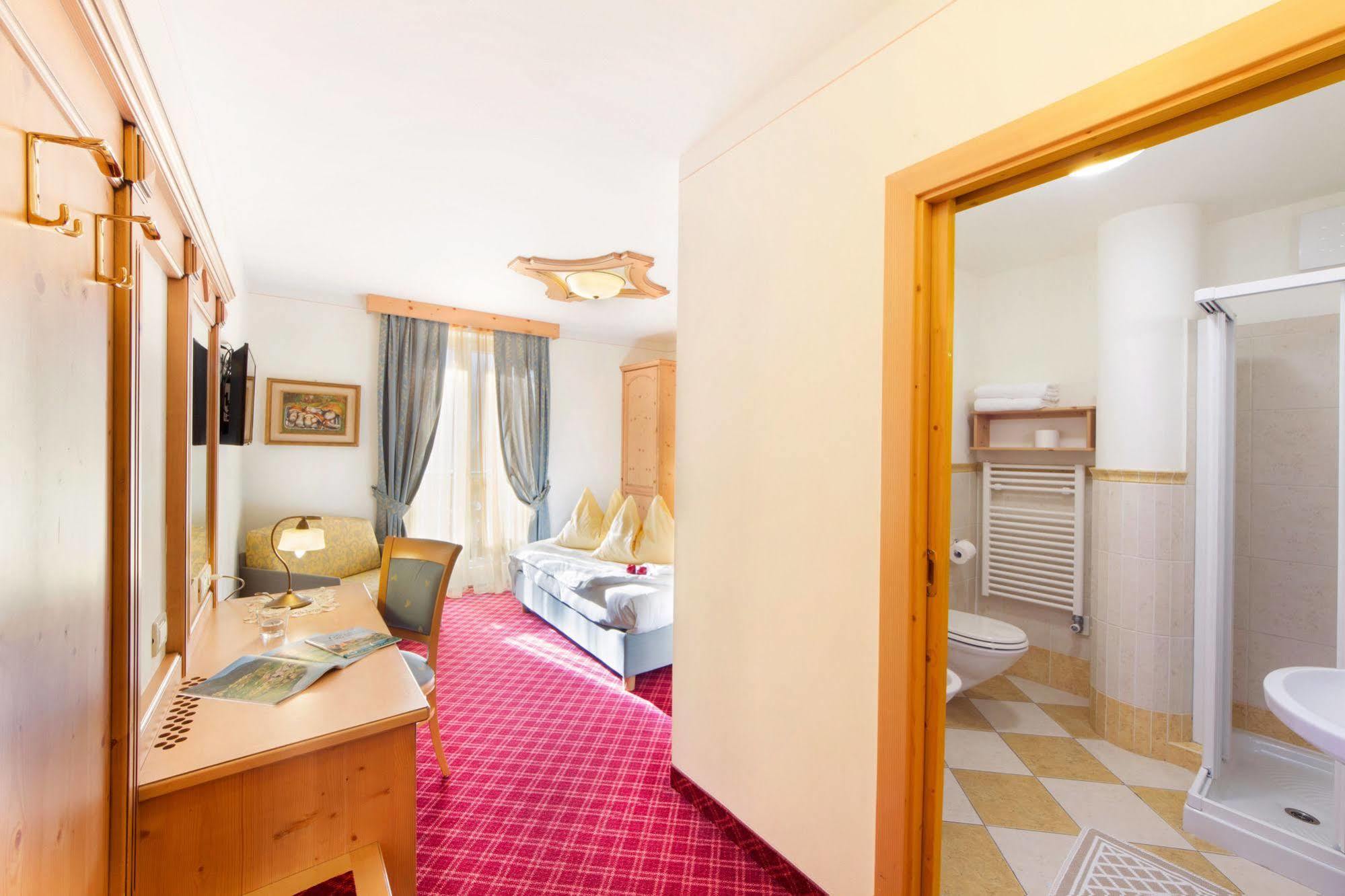 Alpotel Dolomiten Hotel